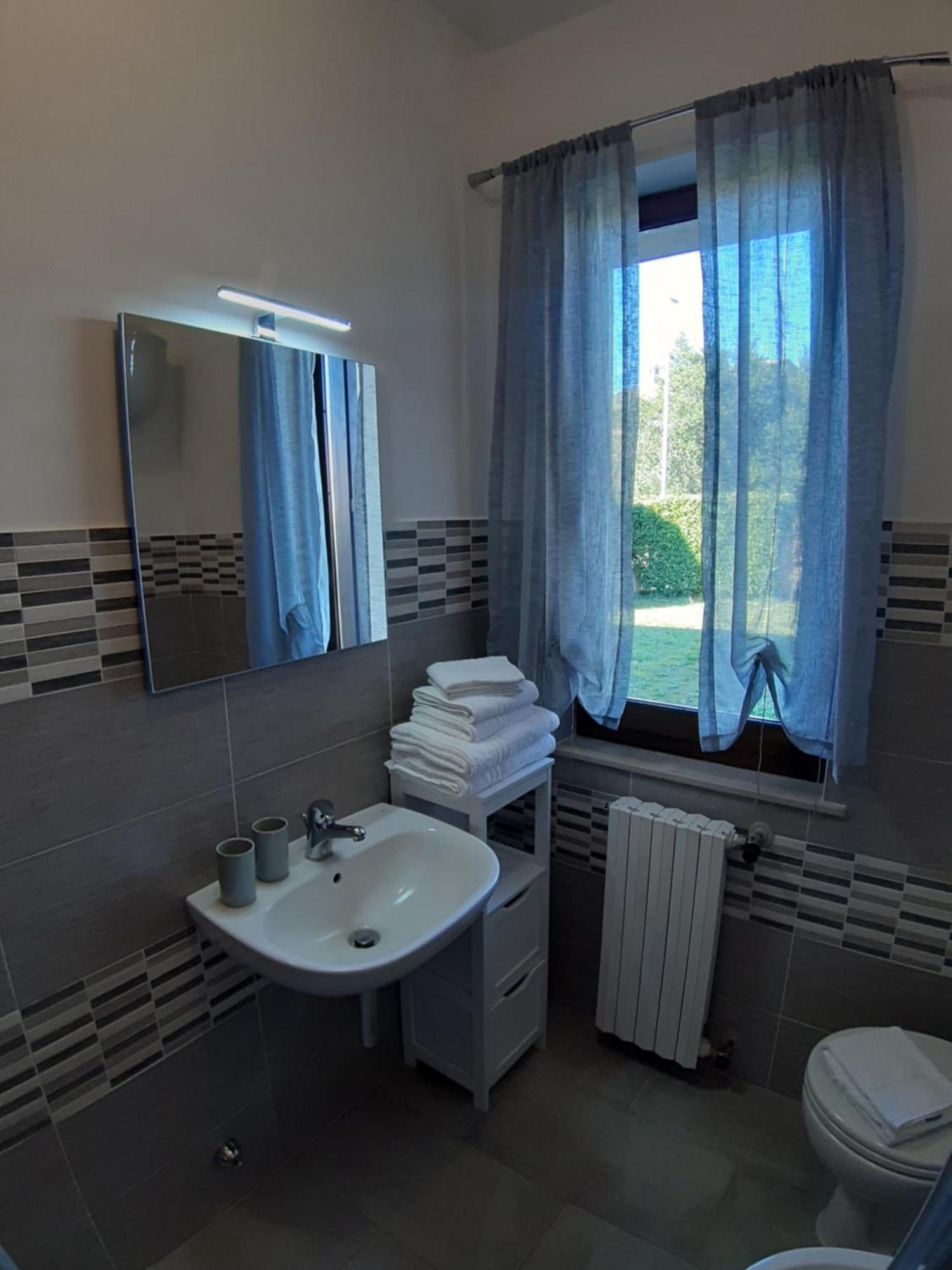 Casa Del Sole Apartment Pitigliano Bagian luar foto
